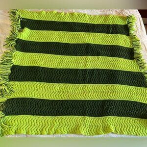 Handmade Crochet Chevron Green Striped Fringed Throw Blanket‎